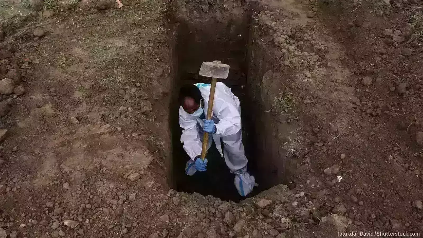 தேசிய சுகாதார இயக்க இணையதளத்தில் 2 மடங்கு அதிகாரப்பூர்வ கோவிட் எண்ணிக்கையில் அறியப்படாத காரணங்களால் இறப்புகள்