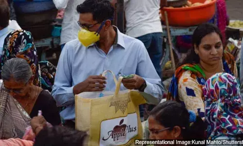 சமூகப்பரவலை மறுப்பது இந்தியாவின் கோவிட்-19 செயல்பாட்டைஎவ்வாறு பாதிக்கிறது சமூகப்பரவலை மறுப்பது இந்தியாவின் கோவிட்-19 செயல்பாட்டைஎவ்வாறு பாதிக்கிறது