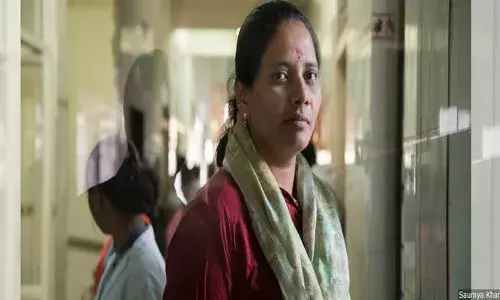 தாய்-சேய் நலன் காக்க சான்று பெற்ற மகப்பேறு பணியாளர்களின் புதிய படையுடன் ஆயத்தமாகும் இந்தியா தாய்-சேய் நலன் காக்க சான்று பெற்ற மகப்பேறு பணியாளர்களின் புதிய படையுடன் ஆயத்தமாகும் இந்தியா
