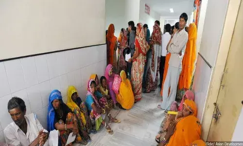 சுகாதாரத்திற்கு செலவிடுதல் அதிகரிக்க வாய்ப்பிருந்தும் இந்தியாவில் பொது சுகாதார வசதிகள் ஏன் பாதிக்கப்படுகிறது சுகாதாரத்திற்கு செலவிடுதல் அதிகரிக்க வாய்ப்பிருந்தும் இந்தியாவில் பொது சுகாதார வசதிகள் ஏன் பாதிக்கப்படுகிறது