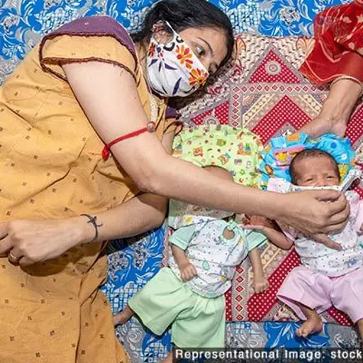 இந்தியாவின் வழக்கமான சுகாதார சேவைகளை சீர்குலைத்த கோவிட்-19 இந்தியாவின் வழக்கமான சுகாதார சேவைகளை சீர்குலைத்த கோவிட்-19