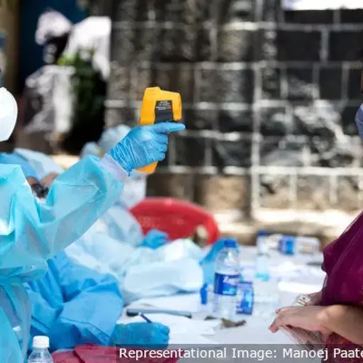 சுகாதார ஊழியர்களை பரிசோதிக்கத்தவறும் இந்தியா; அவர்களுக்கும் நோயாளிகளையும் ஆபத்து சுகாதார ஊழியர்களை பரிசோதிக்கத்தவறும் இந்தியா; அவர்களுக்கும் நோயாளிகளையும் ஆபத்து