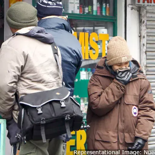 காசநோய்க்கு எதிரான இந்தியாவின் போரில் மருந்தகங்கள் எவ்வாறு உதவக்கூடும்