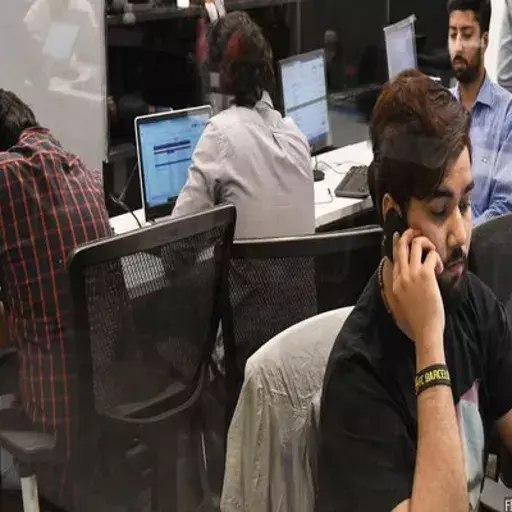 ஒயிட் காலர் வேலையால் இந்தியர்களுக்கு உடல் பருமன், நாள்பட்ட நோய் ஏற்படும் ஆபத்து ஒயிட் காலர் வேலையால் இந்தியர்களுக்கு உடல் பருமன், நாள்பட்ட நோய் ஏற்படும் ஆபத்து