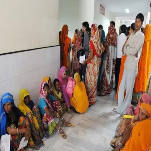 சுகாதாரத்திற்கு செலவிடுதல் அதிகரிக்க வாய்ப்பிருந்தும் இந்தியாவில் பொது சுகாதார வசதிகள் ஏன் பாதிக்கப்படுகிறது சுகாதாரத்திற்கு செலவிடுதல் அதிகரிக்க வாய்ப்பிருந்தும் இந்தியாவில் பொது சுகாதார வசதிகள் ஏன் பாதிக்கப்படுகிறது