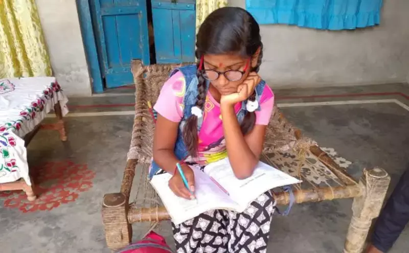 தற்போதைய நெருக்கடி பதின்பருவ பெண்களை இளம்வயது திருமணம் அல்லது வேலைக்கு நிர்பந்திக்கலாம் தற்போதைய நெருக்கடி பதின்பருவ பெண்களை இளம்வயது திருமணம் அல்லது வேலைக்கு நிர்பந்திக்கலாம்