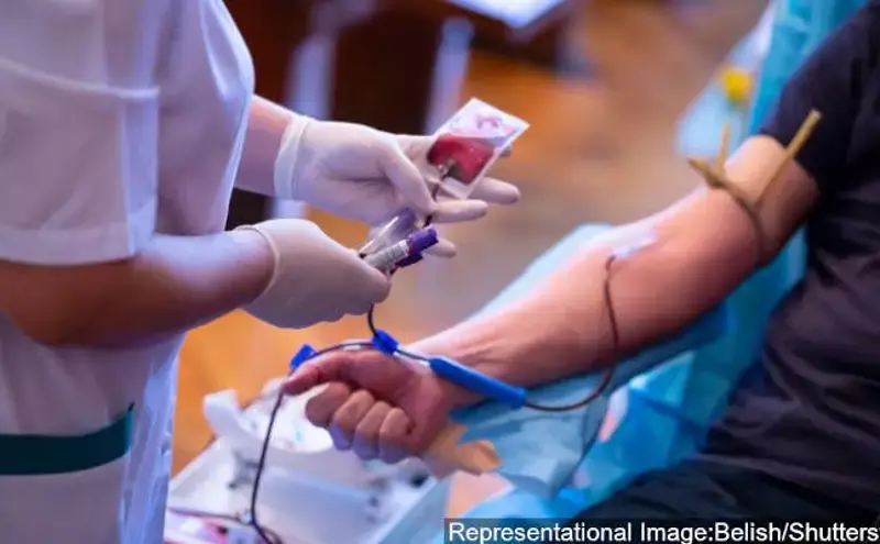 கோவிட்-19 ஊரடங்கு இரத்த வங்கிகளில் மேலும் பற்றாக்குறையை ஏற்படுத்துகிறது கோவிட்-19 ஊரடங்கு இரத்த வங்கிகளில் மேலும் பற்றாக்குறையை ஏற்படுத்துகிறது